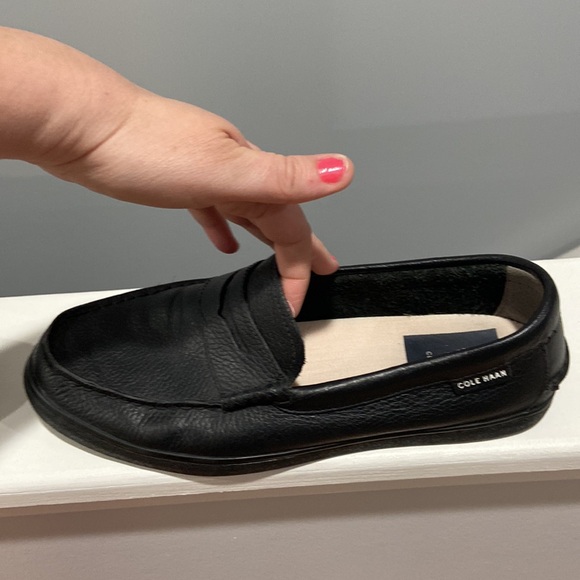 Men's Cole Haan Nantucket 2.0 Penny Loafer Shoe US 9 1/2 M Black Leather - Picture 15 of 16